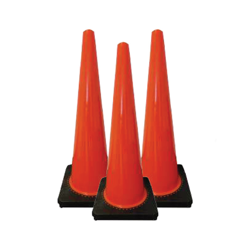 7. CONOS CON BASE NEGRA 28 Y 3